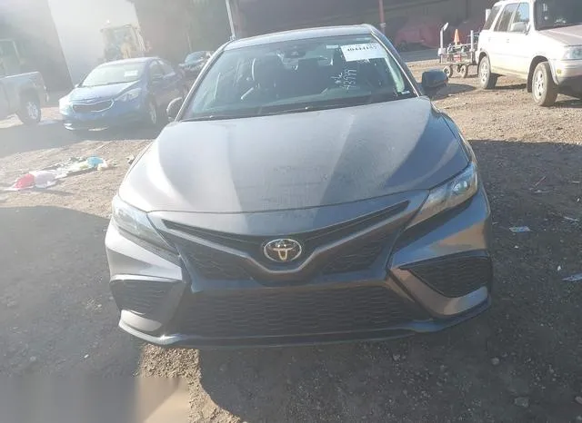 4T1G11AK2MU581139 2021 2021 Toyota Camry- SE 6