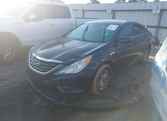 5NPEB4AC2DH752033 2013 2013 Hyundai Sonata- Gls 2