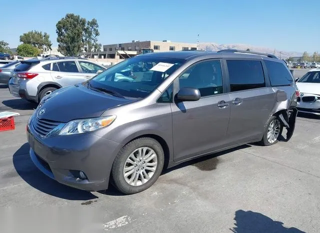 5TDYZ3DC7HS782515 2017 2017 Toyota Sienna- Xle 8 Passenger 2