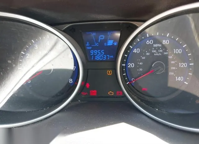 KM8JU3AC1CU414674 2012 2012 Hyundai Tucson- Limited 7