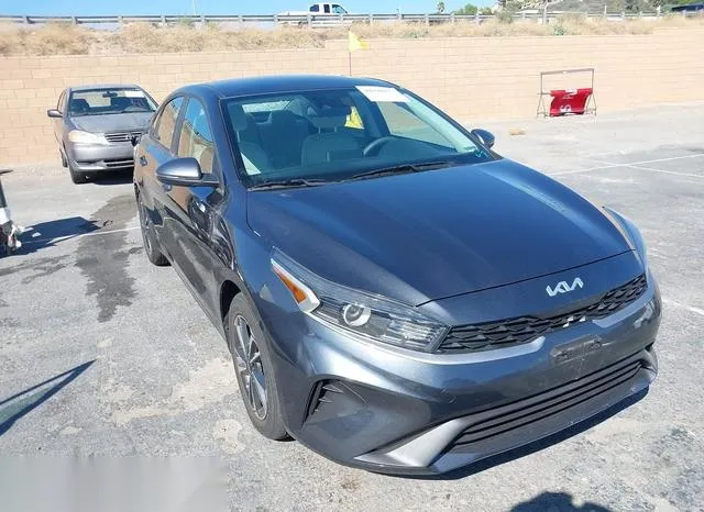 3KPF24AD2PE511255 2023 2023 KIA Forte- Lxs 1