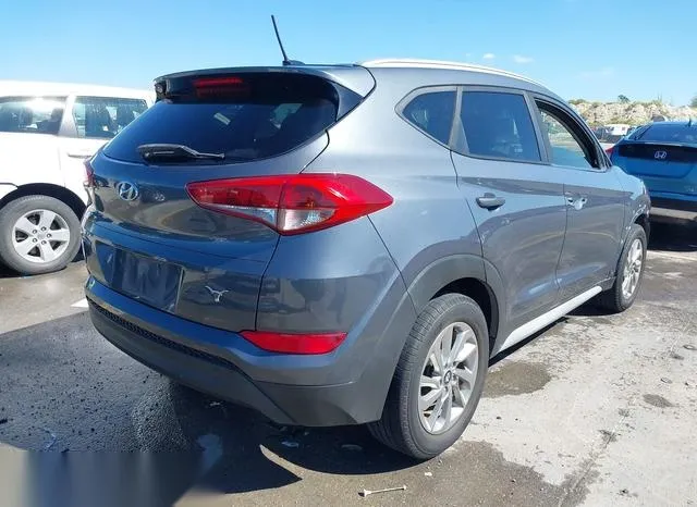 KM8J33A42HU485515 2017 2017 Hyundai Tucson- SE 4