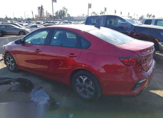 3KPF24AD8ME305398 2021 2021 KIA Forte- Lxs 3