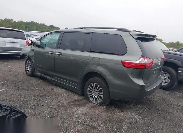 5TDYZ3DC5LS045273 2020 2020 Toyota Sienna- Xle 3