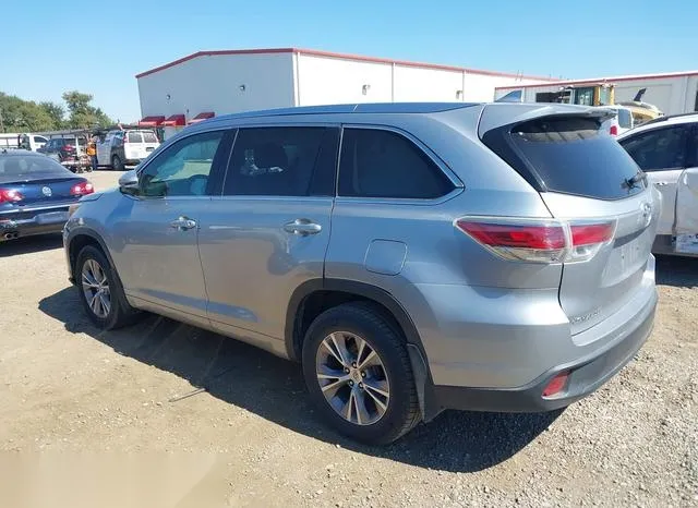 5TDKKRFHXFS049457 2015 2015 Toyota Highlander- Xle V6 3