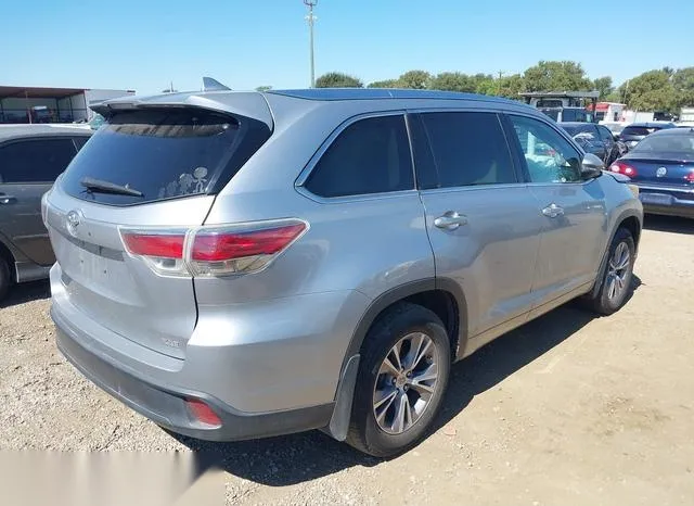 5TDKKRFHXFS049457 2015 2015 Toyota Highlander- Xle V6 4