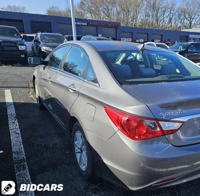 5NPEB4AC8CH333442 2012 2012 Hyundai Sonata- Gls 3