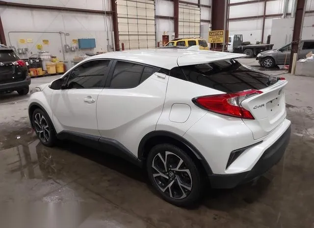 JTNKHMBX3K1027883 2019 2019 Toyota C-HR- Xle 3