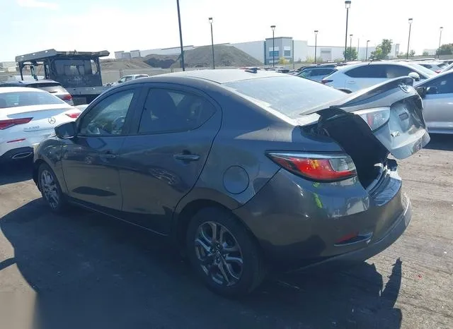 3MYDLBYV8KY502172 2019 2019 Toyota Yaris- LE 3