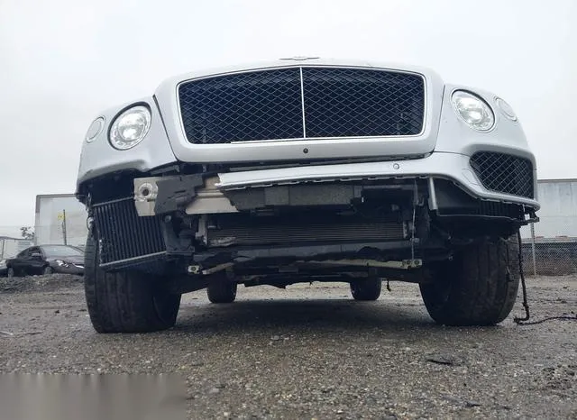 SJAAM2ZV0KC024630 2019 2019 Bentley Bentayga- V8 6