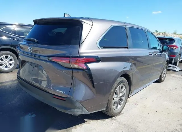 5TDKRKECXMS016674 2021 2021 Toyota Sienna- LE 4