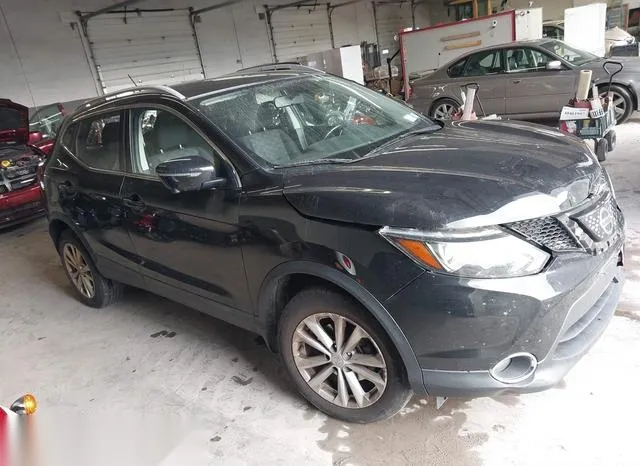 JN1BJ1CR5JW284331 2018 2018 Nissan Rogue- Sport SV 1