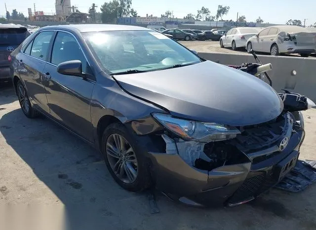 4T1BF1FK0HU814400 2017 2017 Toyota Camry- SE 1