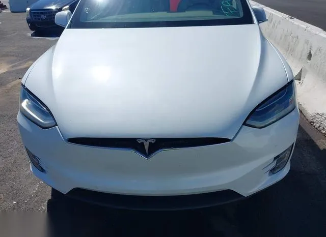 5YJXCBE25KF187901 2019 2019 Tesla Model X- 100D/75D/Long Range 10