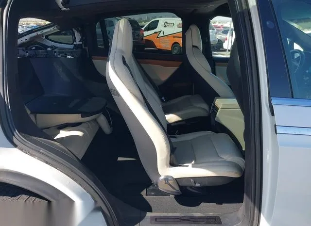 5YJXCBE25KF187901 2019 2019 Tesla Model X- 100D/75D/Long Range 8