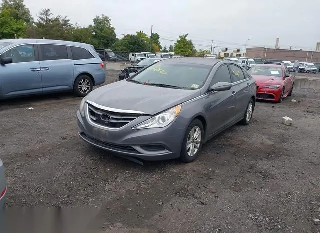 5NPEB4AC9CH346586 2012 2012 Hyundai Sonata- Gls 2