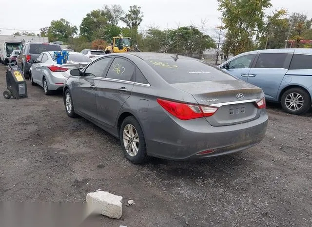 5NPEB4AC9CH346586 2012 2012 Hyundai Sonata- Gls 3