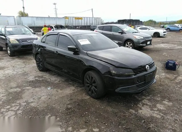 3VW2K7AJ6DM431882