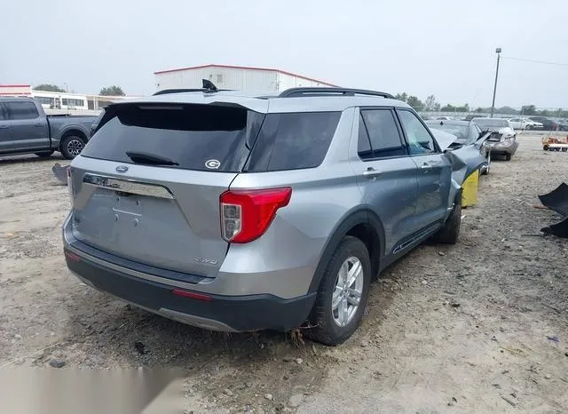 1FMSK8DH2NGA24781 2022 2022 Ford Explorer- Xlt 4