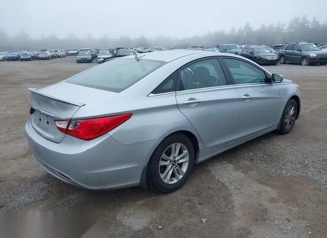 5NPEB4AC8DH574936 2013 2013 Hyundai Sonata- Gls 4