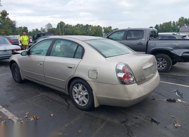 1N4AL11D45C215900 2005 2005 Nissan Altima- 2-5 S 3