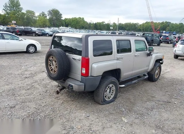 5GTDN136368188976 2006 2006 Hummer H3- SUV 4