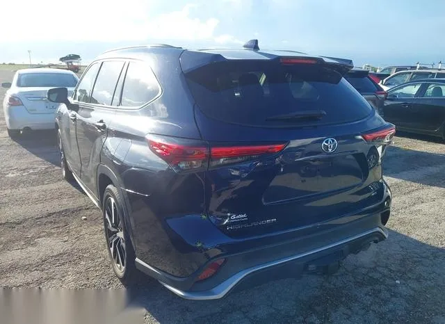 5TDLZRAH4MS031623 2021 2021 Toyota Highlander- Xse 3