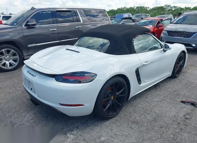 WP0CB2A82HS241677 2017 2017 Porsche 718 Boxster- S 4