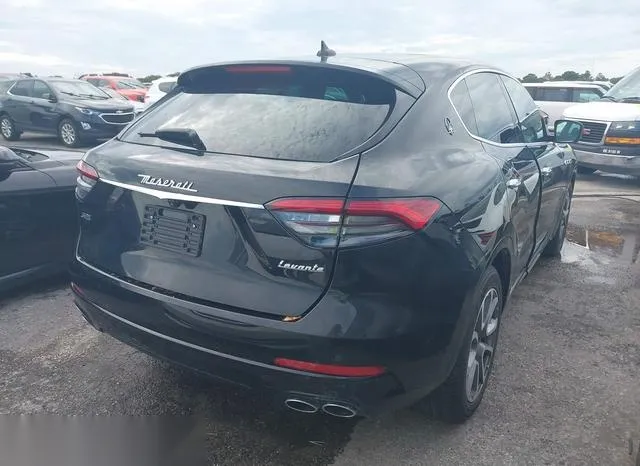 ZN661YUAXMX370313 2021 2021 Maserati Levante- S 4