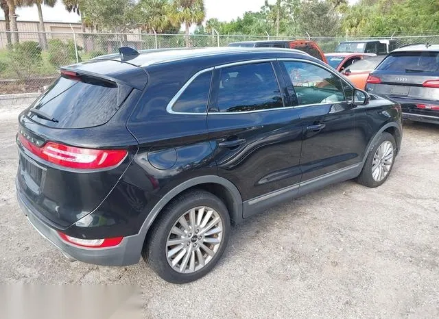 5LMCJ1D9XKUL12890 2019 2019 Lincoln MKC- Standard 4