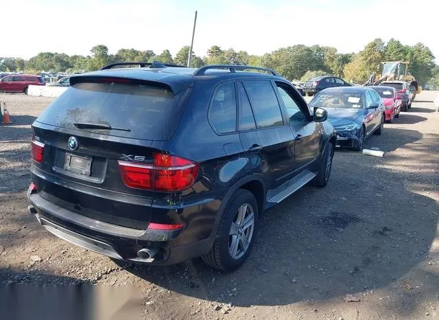 5UXZW0C5XCL673263 2012 2012 BMW X5- Xdrive35D 4