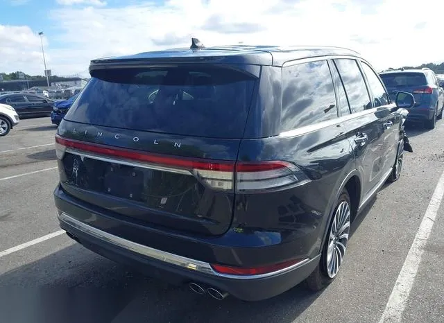 5LM5J7XC9LGL01382 2020 2020 Lincoln Aviator- Reserve 4