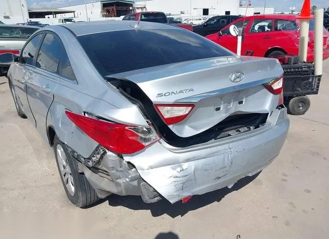 5NPEB4AC4CH323281 2012 2012 Hyundai Sonata- Gls 6