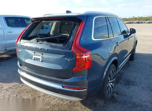 YV4A22PL1N1789610 2022 2022 Volvo XC90- T6 Inscription 7 Pa 4