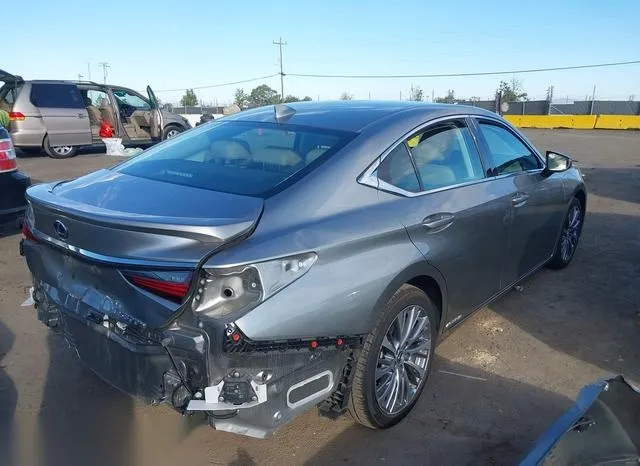 58ADA1C12MU005910 2021 2021 Lexus ES- 300H 4