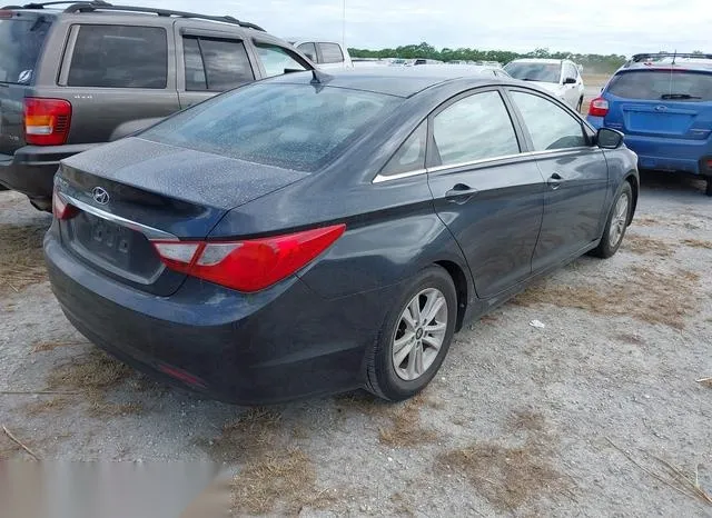 5NPEB4ACXDH809420 2013 2013 Hyundai Sonata- Gls 4