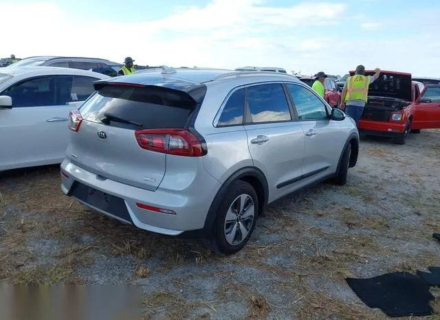 KNDCB3LC6H5073189 2017 2017 KIA Niro- LX 4