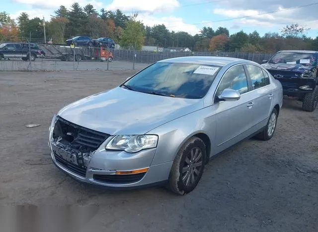 WVWJK73C68P122734 2008 2008 Volkswagen Passat- Turbo 2