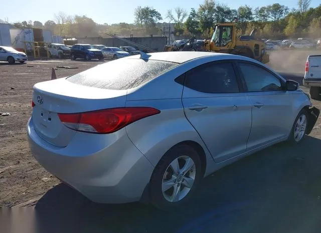 5NPDH4AE3DH405421 2013 2013 Hyundai Elantra- Gls 4