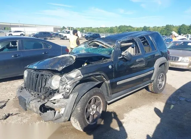 1J4GL38K05W722872 2005 2005 Jeep Liberty- Renegade 6