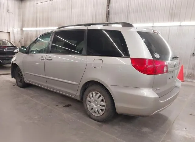 5TDZK23CX9S249435 2009 2009 Toyota Sienna- LE 3