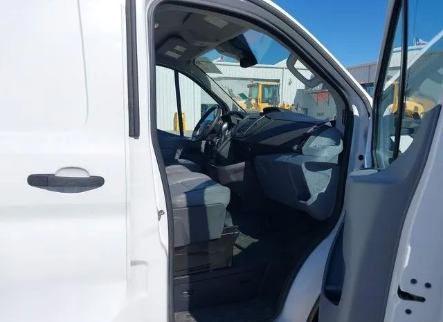 1FTYR2YM9KKB70702 2019 2019 Ford Transit-250 5