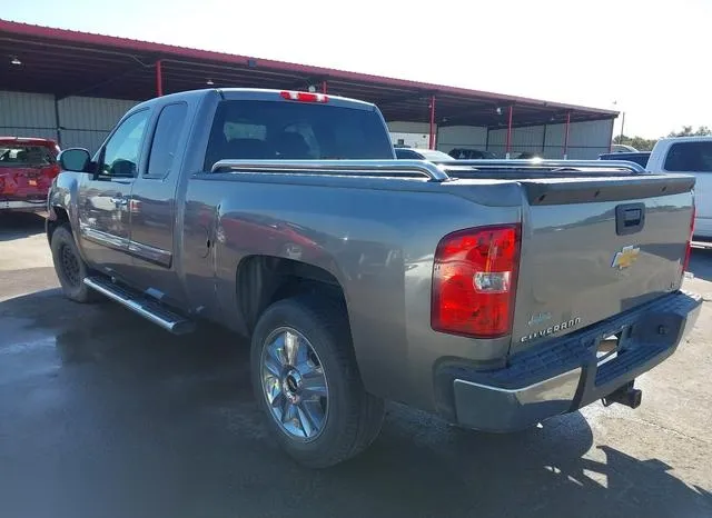 1GCRCSE04DZ157115 2013 2013 Chevrolet Silverado 1500- LT 3