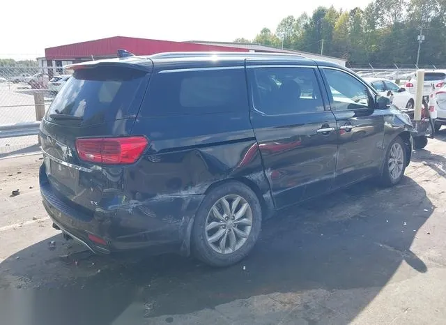 KNDMC5C16M6661416 2021 2021 KIA Sedona- EX 4