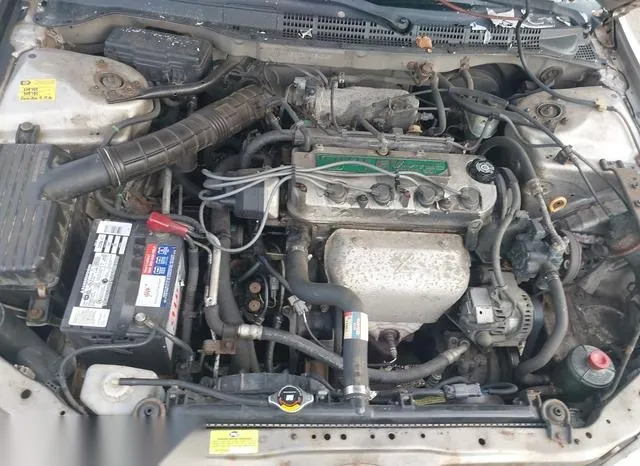 1HGCG6652XA064769 1999 1999 Honda Accord- LX 10