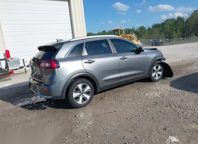 KNDCB3LC2J5203295 2018 2018 KIA Niro- LX 4