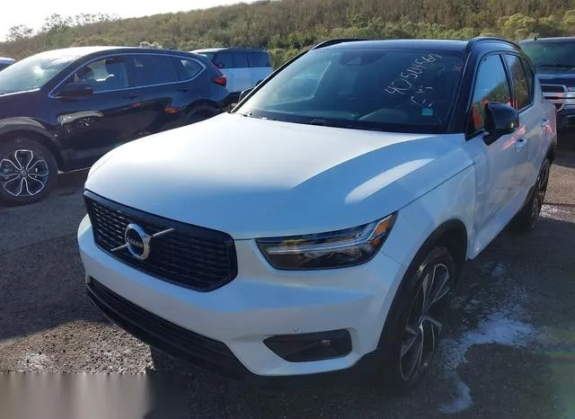 YV4AC2HM0M2408262 2021 2021 Volvo XC40- T4 R-Design 2