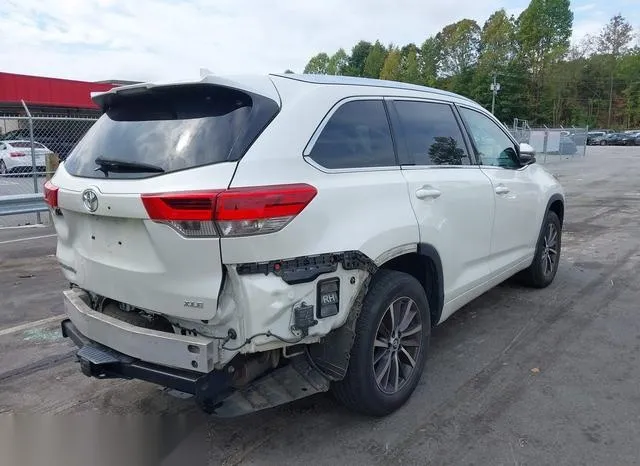 5TDKZRFH4HS508352 2017 2017 Toyota Highlander- Xle 4