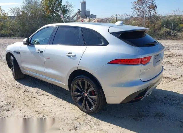 SADCP2BV2HA055668 2017 2017 Jaguar F-Pace- First Edition 3