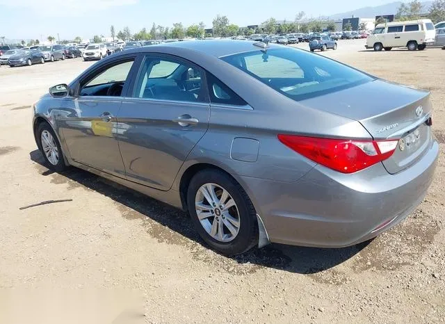 5NPEB4AC8DH549082 2013 2013 Hyundai Sonata- Gls 3